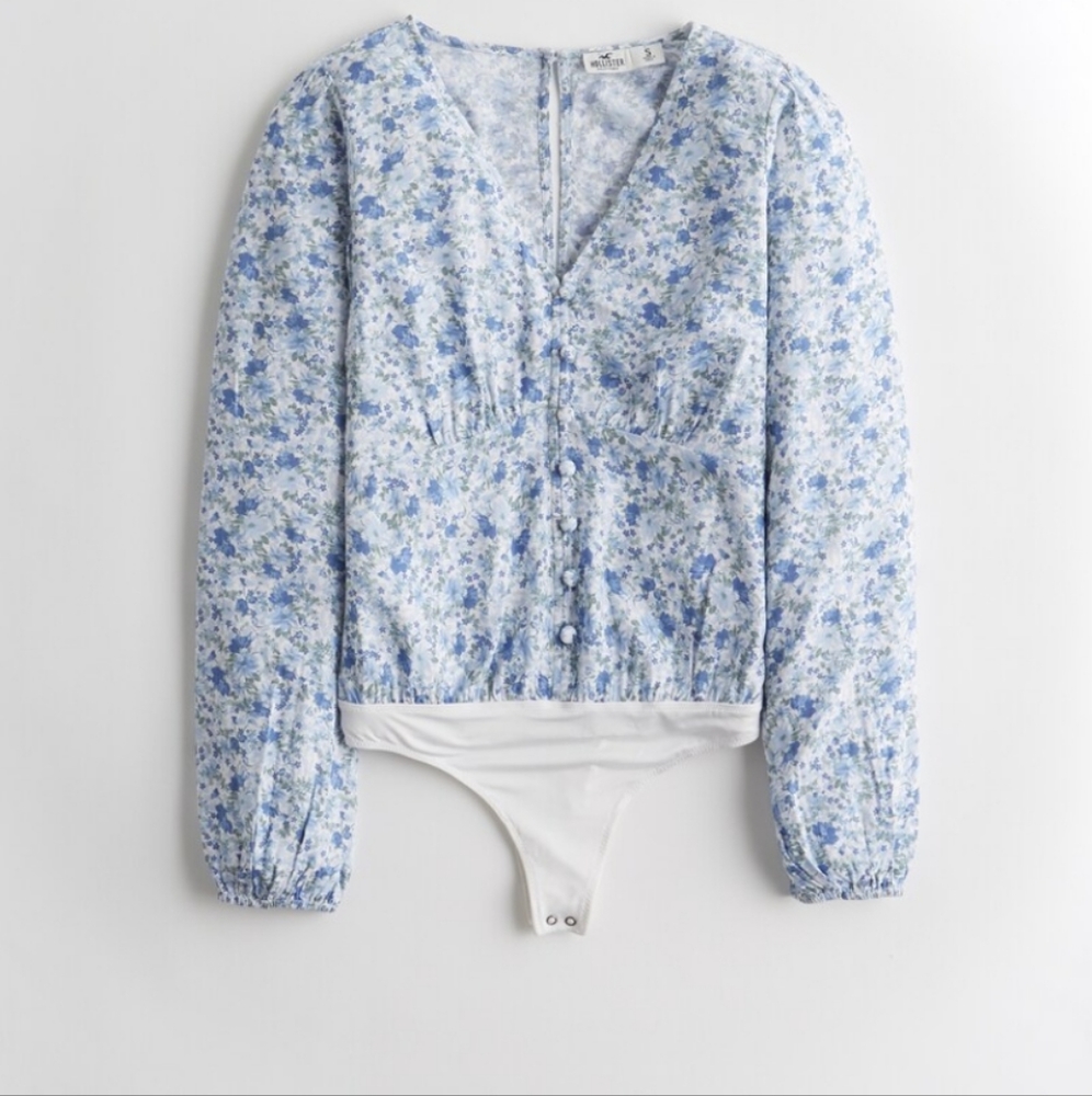 Hollister Button Up Long Balloon Sleeve Floral Bodysuit